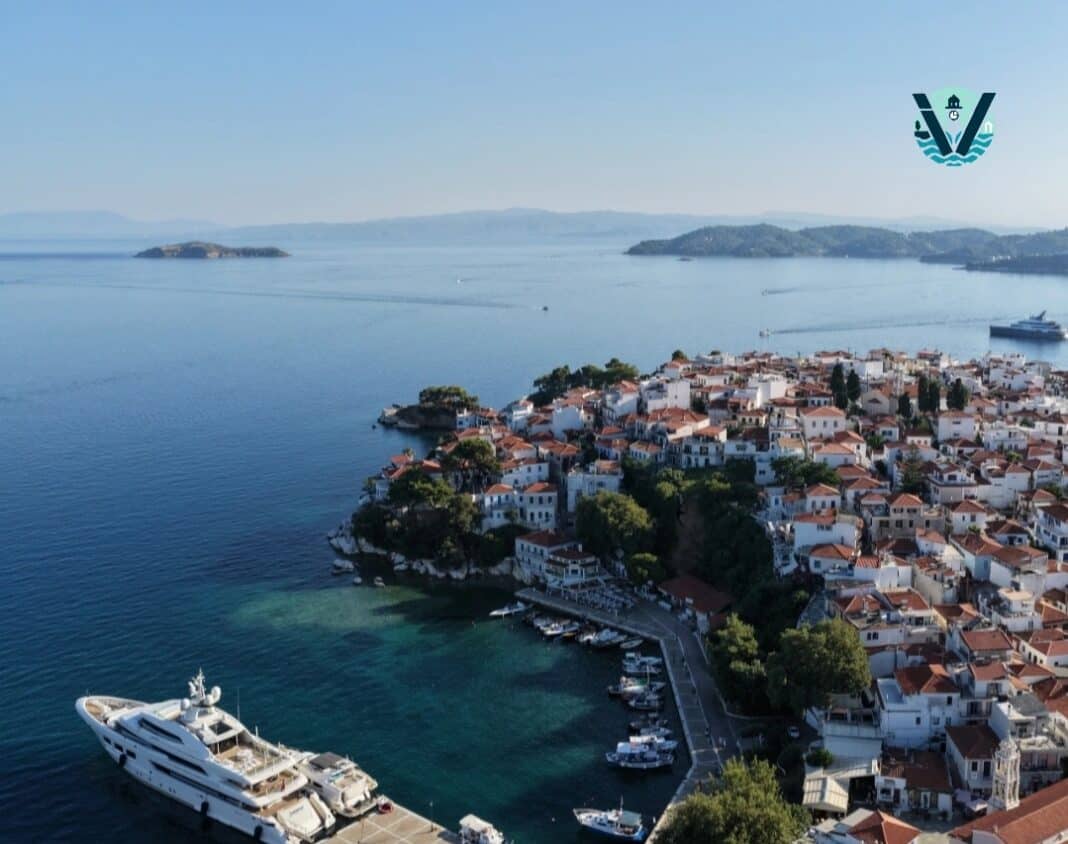 Λεφτά για “κούφια μήλα, σκατζόχερους” κτλ υπάρχουν… αρκεί να μην είναι για ασθενοφόρο