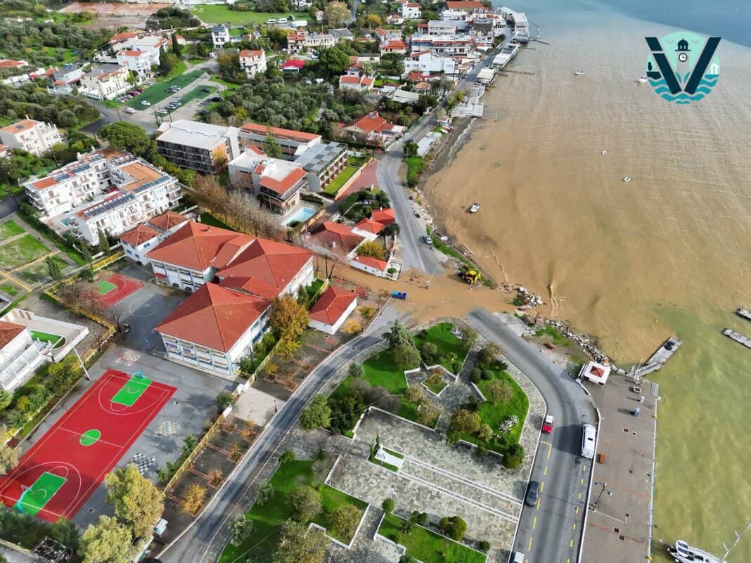 Σκιάθος: 60mm βροχής από το φαινόμενο “Byron” – Πλημμυρισμένοι δρόμοι…