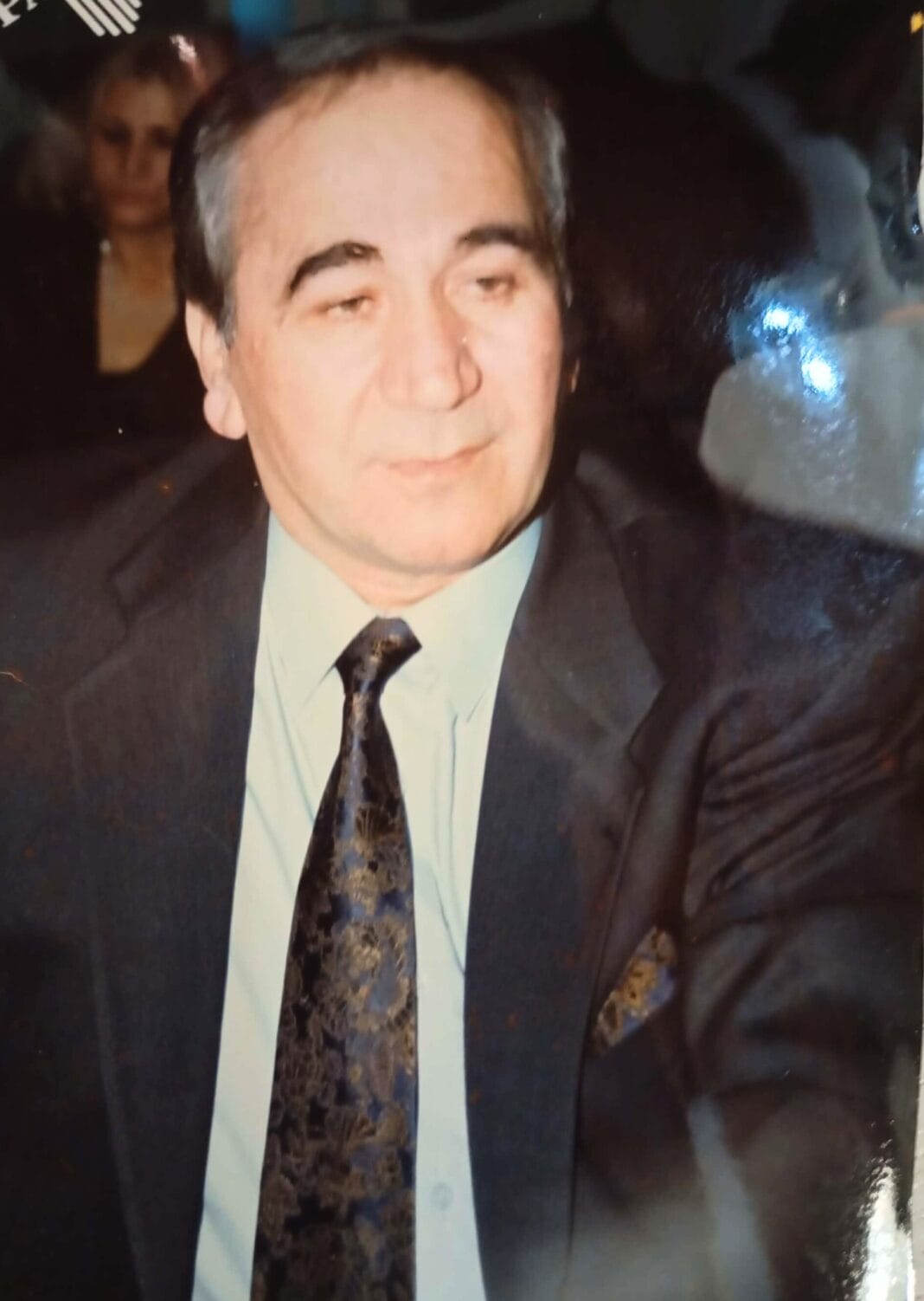 Θλίψη για την απώλεια του Τριαντάφυλλου Σκούρα