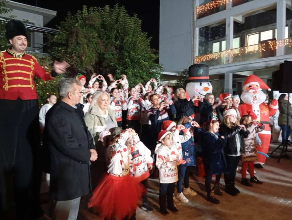 Χριστουγεννιάτικη γιορτή στο διοικητήριο -Δώρα και σε παιδιά αγροτών και κτηνοτρόφων από την Περιφερειακή Ενότητα Μαγνησίας