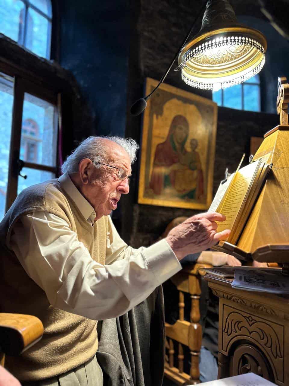 Στο πένθος η Σκιάθος για τον θάνατο του Ιεροψάλτη Ευστάθιου Κουτούμπα