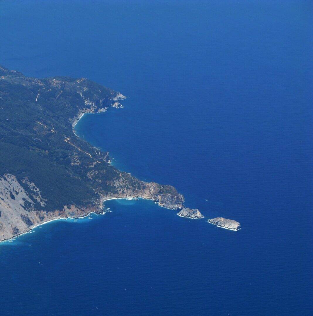 Kι όταν τέλειωσε τη Σκιάθο ο θεός..