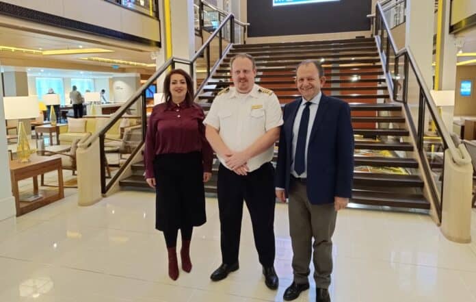 Ο ΟΛΒ υποδέχθηκε το πρώτο κρουαζιερόπλοιο της χρονιάς στον Βόλο