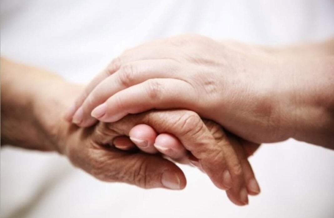 Ακυρώθηκε ο χορός για την κοπή της πίτας της «Χείρας Βοήθειας»