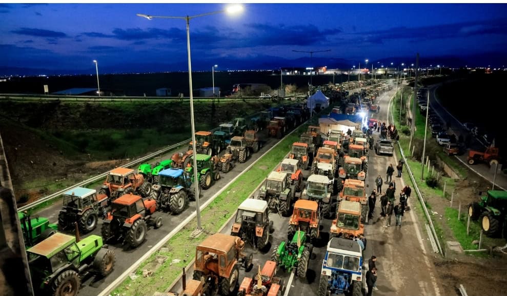 Αγρότες: Τα στρατηγικά σημεία που θα αποκλείσουν από την Πέμπτη για 48 ώρες – Όλα τα μπλόκα σε εθνικές και τελωνεία