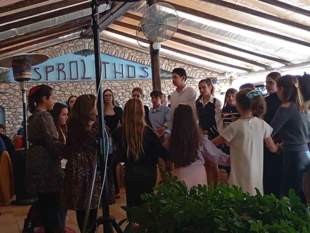 Σε γιορτινό κλίμα η κοπή πίτας του Χορευτικού Τμήματος του Συλλόγου Γυναικών Σκιάθου