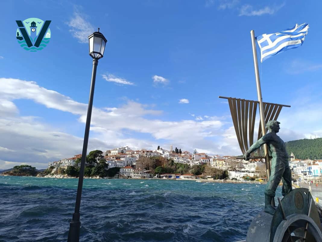 Καλό Σαββατοκύριακο από τη χειμωνιάτικη Σκιάθο