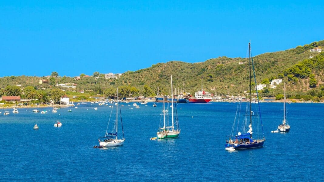 Λαϊκή Συσπείρωση: «Όχι» στο Σχέδιο Τουριστικής Προβολής της Περιφέρειας Θεσσαλίας – «Ανάπτυξη για λίγους, αδιέξοδο για τον λαό»