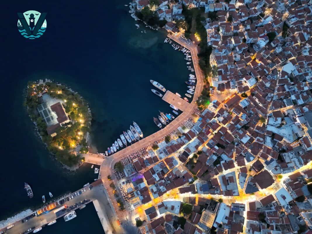 Το Μπούρτζι ξανανοίγει… και τραβάει τα βλέμματα..