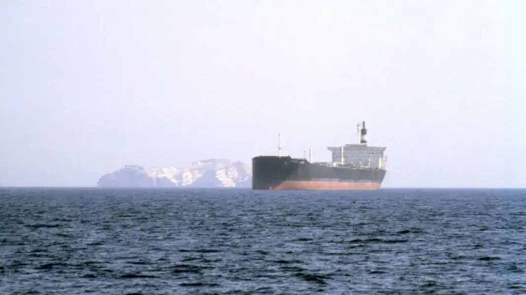 🚨 ΕΚΤΑΚΤΟ -Σε αυξημένη επιφυλακή τα ελληνικά πλοία στα Στενά του Ορμούζ – Επείγον σήμα του Υπουργείου Ναυτιλίας