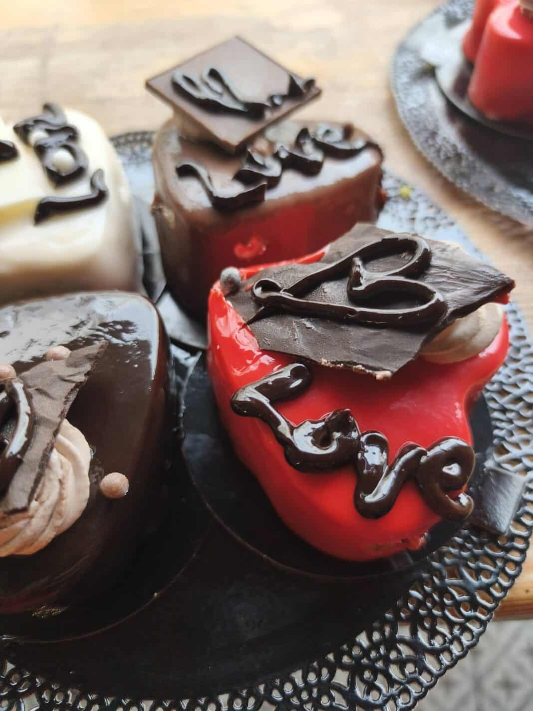 Mamma Mia στη Σκιάθο – Η αγάπη πονάει στο στομάχι αλλά εδώ υπάρχει θεραπεία!