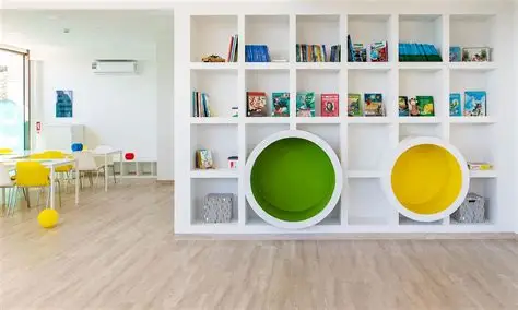 Σκιάθος: Ένα νησί για τους τουρίστες ή για τα παιδιά και τους νέους του;