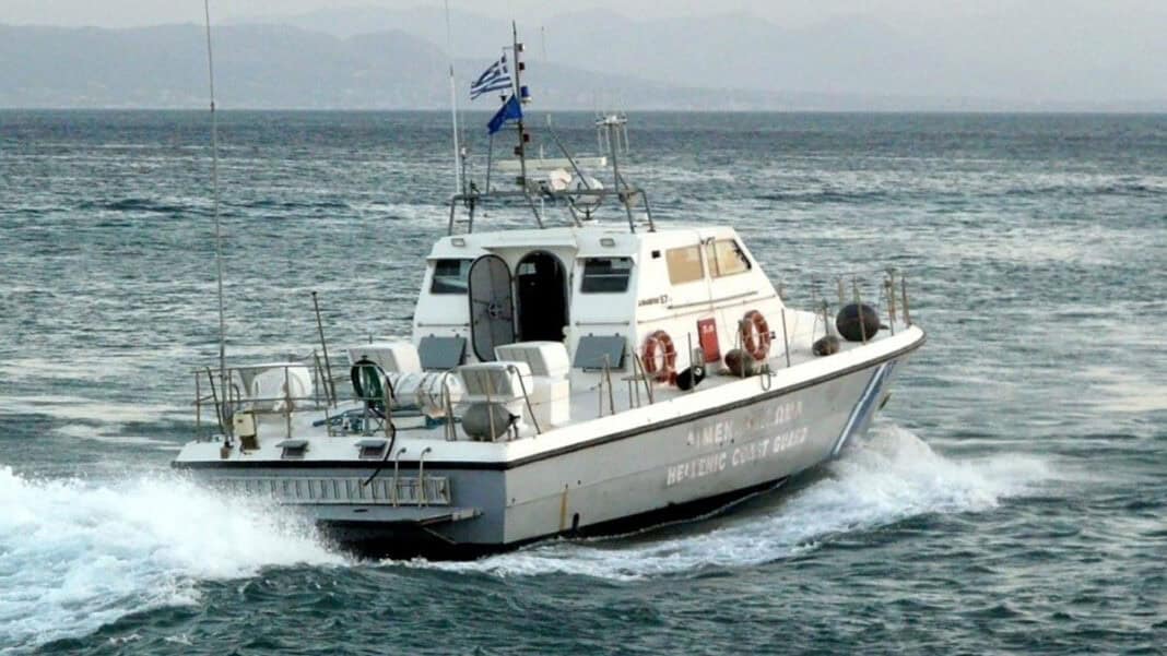 Αλμυρός: Φορτηγό πλοίο προσέκρουσε σε προβλήτα λιμενικών εγκαταστάσεων Αλμυρός: Φορτηγό πλοίο προσέκρουσε σε προβλήτα λιμενικών εγκαταστάσεων