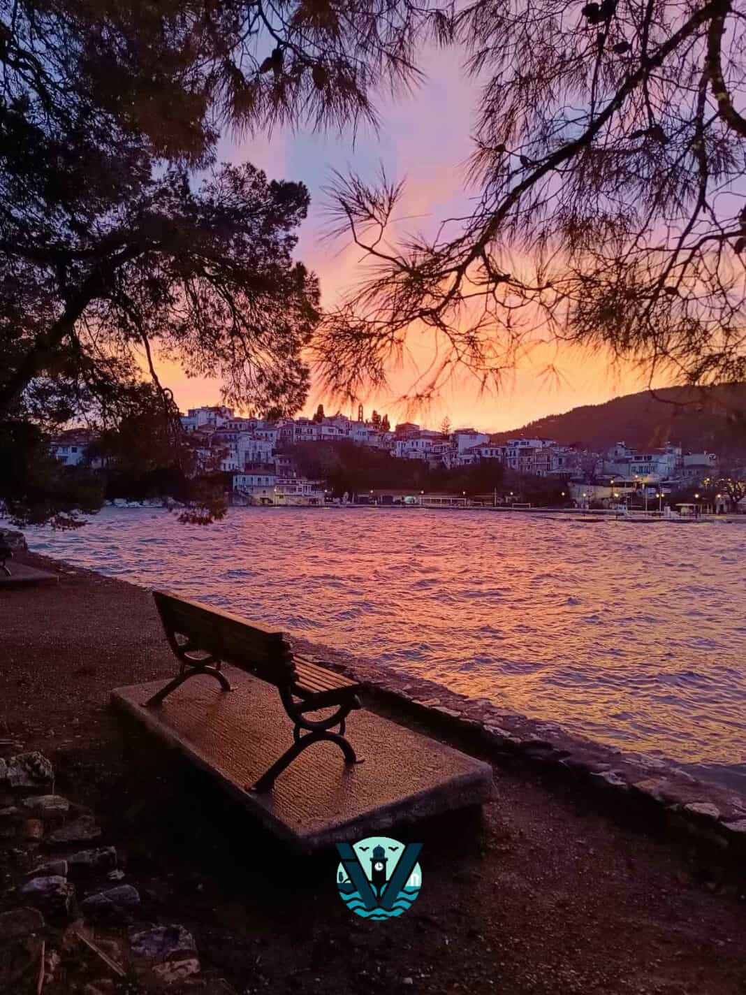 Ροζ Δειλινό στη Σκιάθο Ροζ Δειλινό στη Σκιάθο