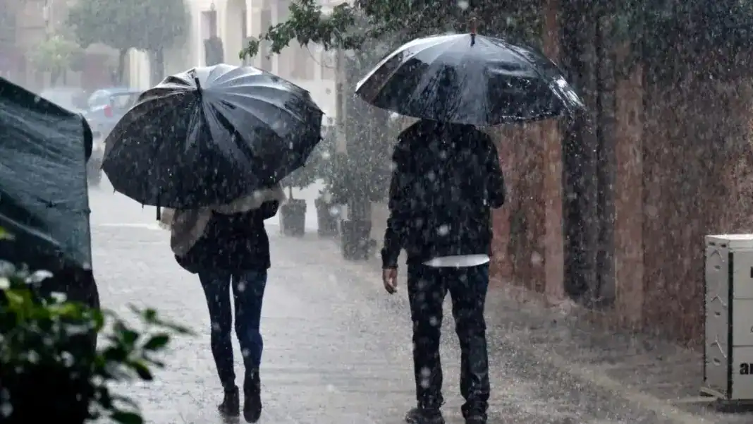 Καιρός: Ισχυρές βροχές και καταιγίδες φέρνει διπλό σύστημα κακοκαιρίας – Έκτακτο δελτίο επιδείνωσης
