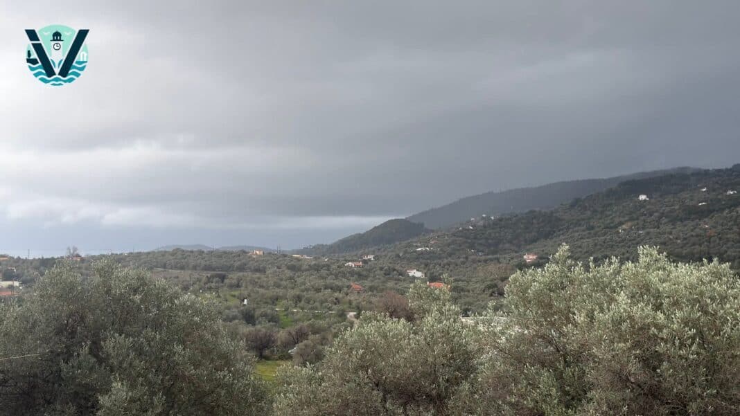 Καλό μήνα από τη Σκιάθο!