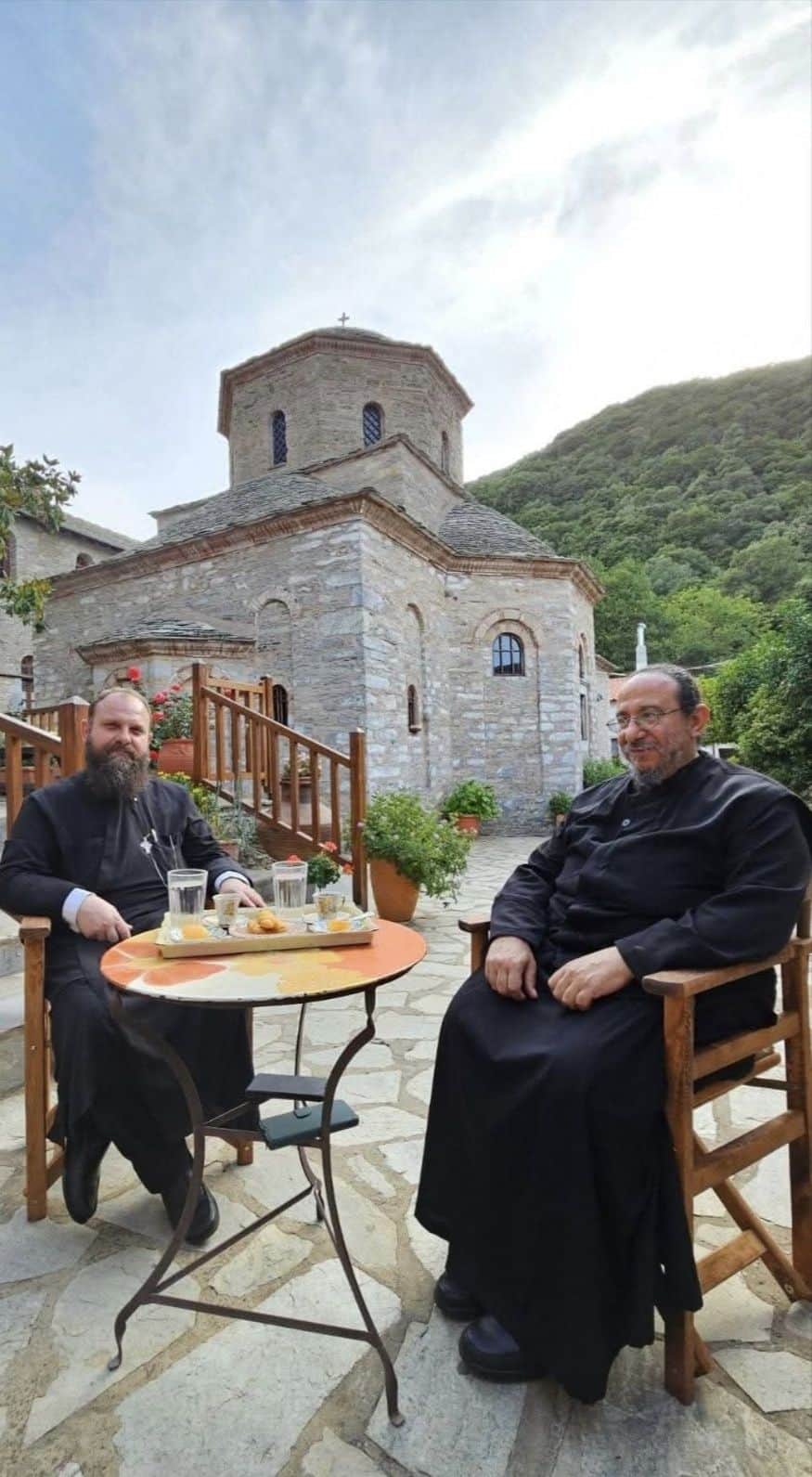 Ιερά Κοινοβιακή Μονή Ευαγγελισμού της Θεοτόκου Σκιάθου:Έτη Πολλά και ευλογημένα Παπα Γεράσιμέ μας! Ιερά Κοινοβιακή Μονή Ευαγγελισμού της Θεοτόκου Σκιάθου:Έτη Πολλά και ευλογημένα Παπα Γεράσιμέ μας!