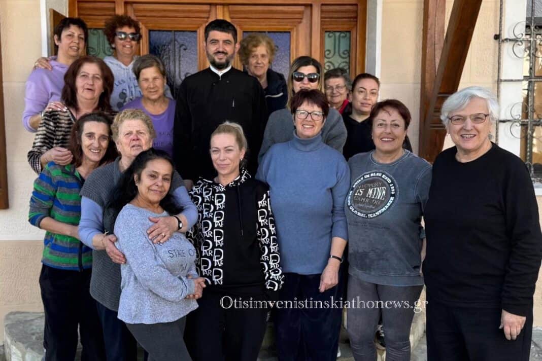 Με Προθυμία και Πίστη ο Καθαρισμός του Ιερού Ναού στη Σκιάθο Με Προθυμία και Πίστη ο Καθαρισμός του Ιερού Ναού στη Σκιάθο