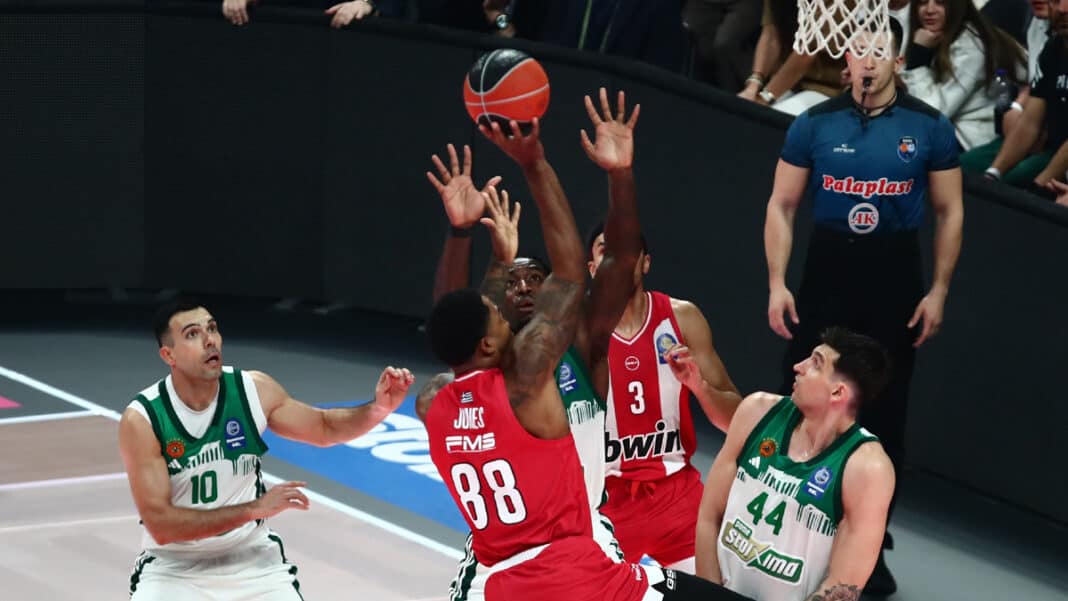 Κυρίαρχος Ολυμπιακός στο ΟΑΚΑ – «100άρα» και ένταση στο ντέρμπι Κυρίαρχος Ολυμπιακός στο ΟΑΚΑ – «100άρα» και ένταση στο ντέρμπι