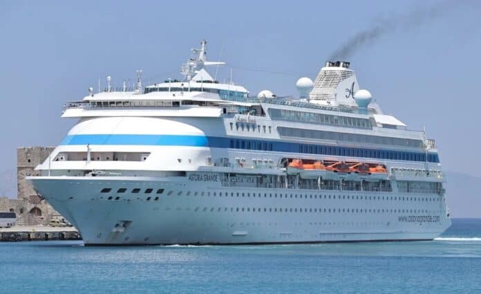 Κατάπλους Κρουαζιεροπλοίου «ASTORIA GRANDE» Κατάπλους Κρουαζιεροπλοίου «ASTORIA GRANDE»