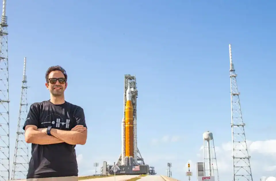 Από τη Θεσσαλία στο διάστημα: Ο Έλληνας που ετοιμάζεται να κάνει το επόμενο βήμα Από τη Θεσσαλία στο διάστημα: Ο Έλληνας που ετοιμάζεται να κάνει το επόμενο βήμα