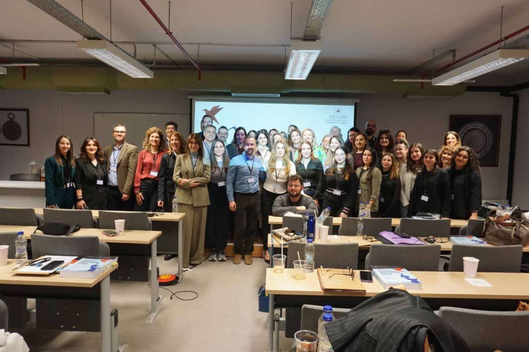 Τμήμα Οικονομικών Επιστημών ΠΘ: Δύο δράσεις διασύνδεσης με οργανισμούς και στελέχη Διοίκησης Ανθρώπινων Πόρων Τμήμα Οικονομικών Επιστημών ΠΘ: Δύο δράσεις διασύνδεσης με οργανισμούς και στελέχη Διοίκησης Ανθρώπινων Πόρων