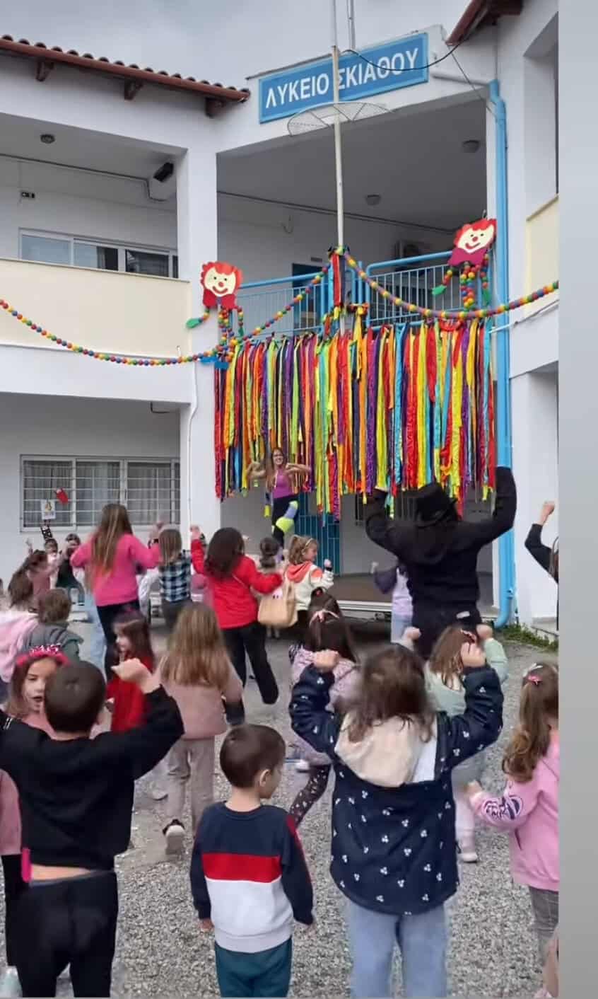 Χρώμα, γέλιο και ενέργεια στην εκδήλωση «Μια πιτσιλιά Χάους» Χρώμα, γέλιο και ενέργεια στην εκδήλωση «Μια πιτσιλιά Χάους»