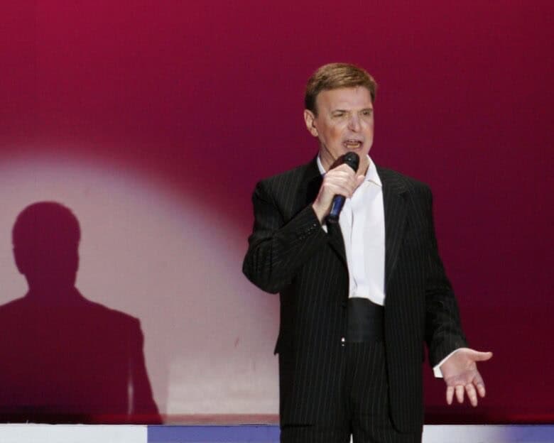 Πέθανε ο Γιώργος Μαρίνος σε ηλικία 87 ετών – Θρήνος για τον σπουδαίο σόουμαν Πέθανε ο Γιώργος Μαρίνος σε ηλικία 87 ετών – Θρήνος για τον σπουδαίο σόουμαν