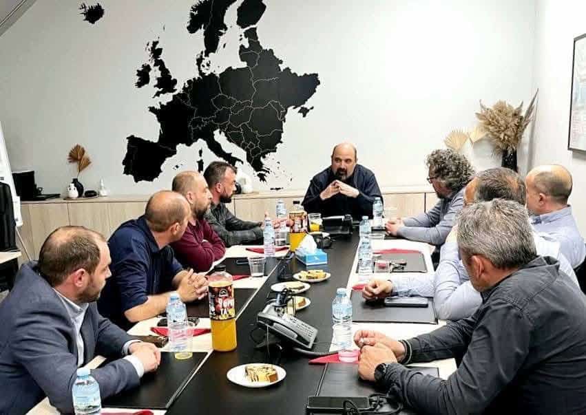 Επίσκεψη στη Σκιάθο και συνάντηση με φορείς και επαγγελματίες του νησιού Επίσκεψη στη Σκιάθο και συνάντηση με φορείς και επαγγελματίες του νησιού