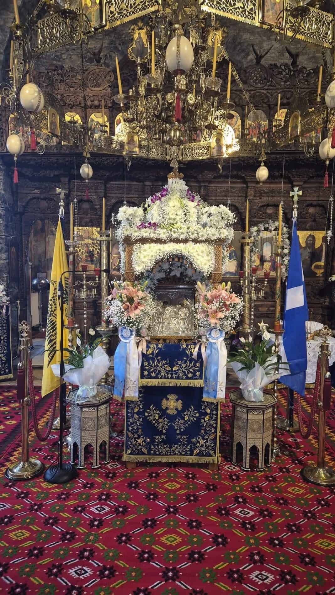 Σε κλίμα κατάνυξης η Ακολουθία του Ακαθίστου Ύμνου στη Σκιάθο Σε κλίμα κατάνυξης η Ακολουθία του Ακαθίστου Ύμνου στη Σκιάθο