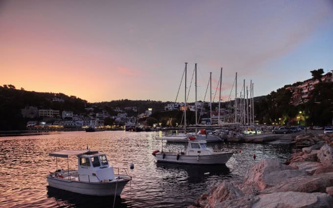 Η ταξιδιωτική αγορά της Βρετανίας «αγκαλιάζει» την Αλόννησο- Καταφύγιο ανέγγιχτης φύσης και γαλήνιας γοητείας Η ταξιδιωτική αγορά της Βρετανίας «αγκαλιάζει» την Αλόννησο- Καταφύγιο ανέγγιχτης φύσης και γαλήνιας γοητείας