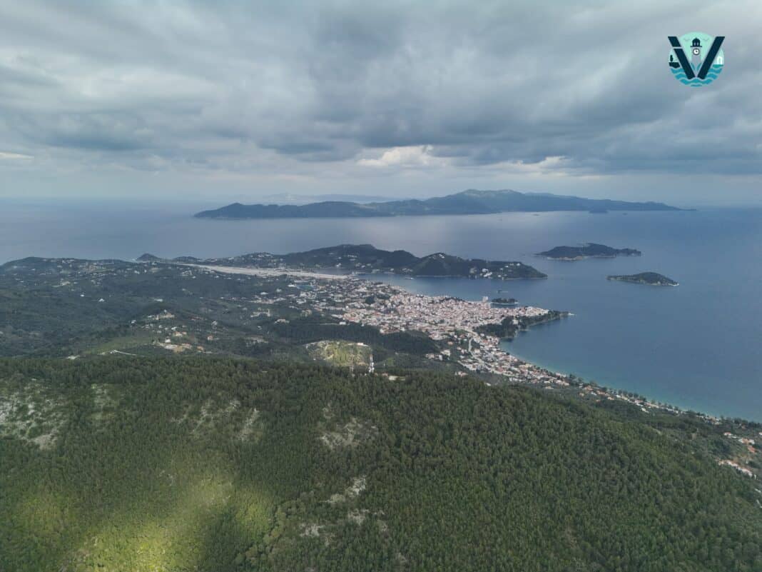 Εαρινή ισημερία: Επίσημη έναρξη της άνοιξης με… χειμωνιάτικο σκηνικό Εαρινή ισημερία: Επίσημη έναρξη της άνοιξης με… χειμωνιάτικο σκηνικό