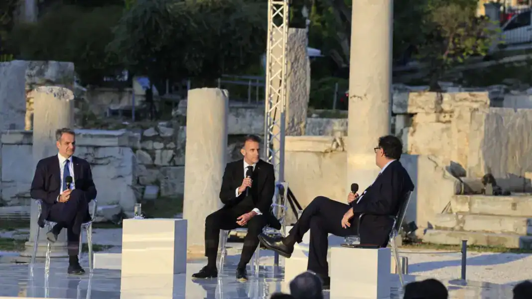 Στη Ρωμαϊκή Αγορά η συνάντηση Μακρόν – Μητσοτάκη με επίκεντρο την Ευρώπη Στη Ρωμαϊκή Αγορά η συνάντηση Μακρόν – Μητσοτάκη με επίκεντρο την Ευρώπη