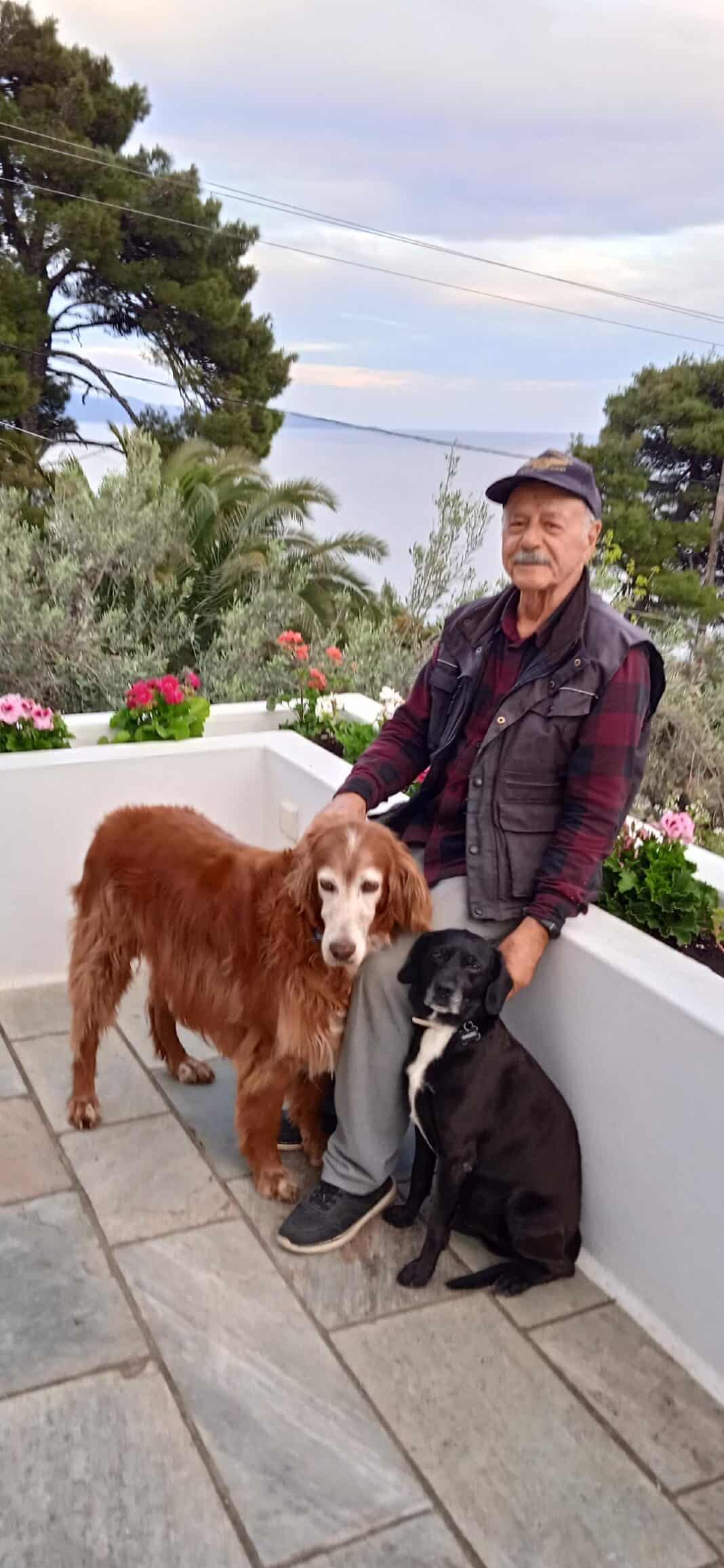 ΓΕΩΡΓΙΟΣ ΜΠΕΖΕΡΙΑΝΟΣ: Ο ΕΠΙΤΙΜΟΣ ΑΡΧΗΓΟΣ ΣΤΟΛΟΥ ΠΟΥ ΑΡΑΞΕ ΣΤΗ ΣΚΙΑΘΟ ΓΕΩΡΓΙΟΣ ΜΠΕΖΕΡΙΑΝΟΣ: Ο ΕΠΙΤΙΜΟΣ ΑΡΧΗΓΟΣ ΣΤΟΛΟΥ ΠΟΥ ΑΡΑΞΕ ΣΤΗ ΣΚΙΑΘΟ