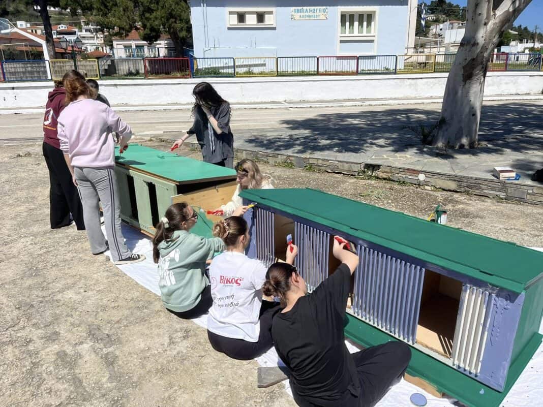 Νέα δράση κατασκευής γατόσπιτων από τους Προσκόπους Αλοννήσου Νέα δράση κατασκευής γατόσπιτων από τους Προσκόπους Αλοννήσου