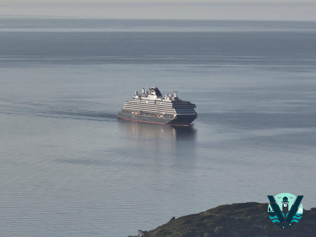 Το κρουαζιερόπλοιο «EXPLORA I» έφτασε στη Σκιάθο Το κρουαζιερόπλοιο «EXPLORA I» έφτασε στη Σκιάθο