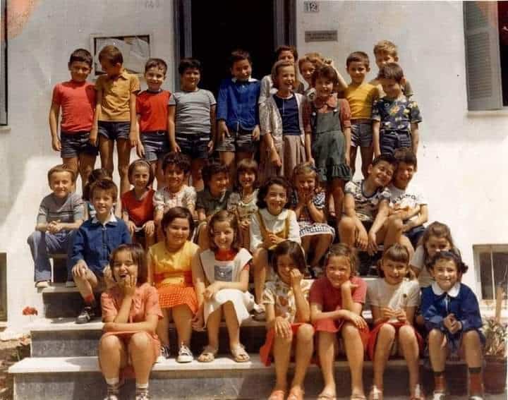 Νοσταλγία και μνήμες από τα σχολικά χρόνια στη Σκιάθο Νοσταλγία και μνήμες από τα σχολικά χρόνια στη Σκιάθο