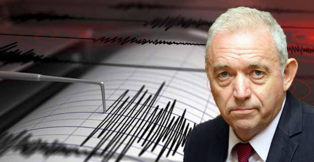 Ευθύμιος Λέκκας: «Πιθανώς τα 4,6 Ρίχτερ να ήταν ο κύριος σεισμός» Ευθύμιος Λέκκας: «Πιθανώς τα 4,6 Ρίχτερ να ήταν ο κύριος σεισμός»