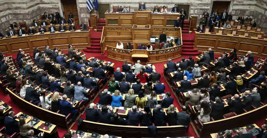 Βουλή: Δεκτά κατά πλειοψηφία και τα 13 αιτήματα για την άρση ασυλίας των βουλευτών της ΝΔ Βουλή: Δεκτά κατά πλειοψηφία και τα 13 αιτήματα για την άρση ασυλίας των βουλευτών της ΝΔ