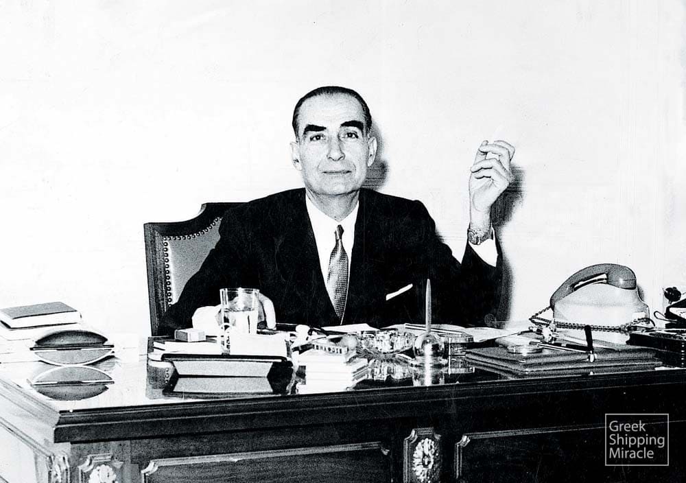 Η ΣΧΕΣΗ ΤΗΣ ΟΙΚΟΓΕΝΕΙΑΣ ΦΡΑΓΚΙΣΤΑ ΜΕ ΤΗ ΣΚΙΑΘΟ Η ΣΧΕΣΗ ΤΗΣ ΟΙΚΟΓΕΝΕΙΑΣ ΦΡΑΓΚΙΣΤΑ ΜΕ ΤΗ ΣΚΙΑΘΟ