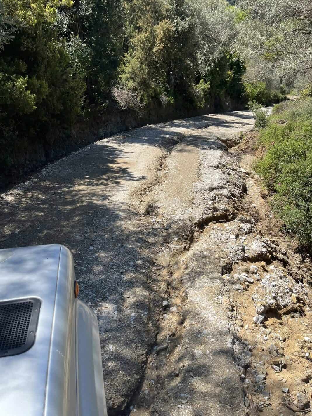 Σάλος για την απένταξη του έργου αγροτικής οδοποιίας Κεχριά–Πυργί στη Σκιάθο Σάλος για την απένταξη του έργου αγροτικής οδοποιίας Κεχριά–Πυργί στη Σκιάθο