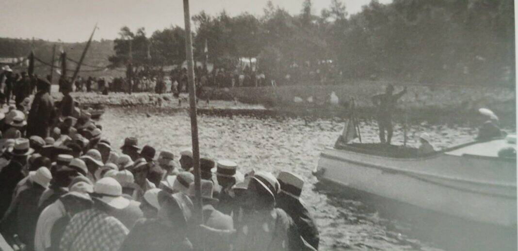 Μικρό αφιέρωμα στις 7 προτομές του Παπαδιαμάντη στην Ελλάδα… Μικρό αφιέρωμα στις 7 προτομές του Παπαδιαμάντη στην Ελλάδα…