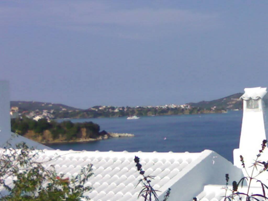ΤΟ ΣΠΙΤΙ ΤΟΥ ΠΑΡΑΜΥΘΑ ΣΤΗ ΣΚΙΑΘΟ ΤΟ ΣΠΙΤΙ ΤΟΥ ΠΑΡΑΜΥΘΑ ΣΤΗ ΣΚΙΑΘΟ
