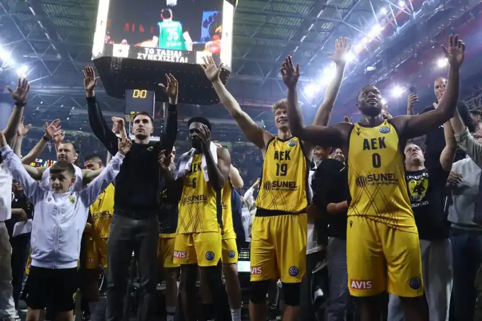 Μάλαγα – ΑΕΚ 65-78: Βασίλισσα ξανά, τελικός ξανά! Μάλαγα – ΑΕΚ 65-78: Βασίλισσα ξανά, τελικός ξανά!