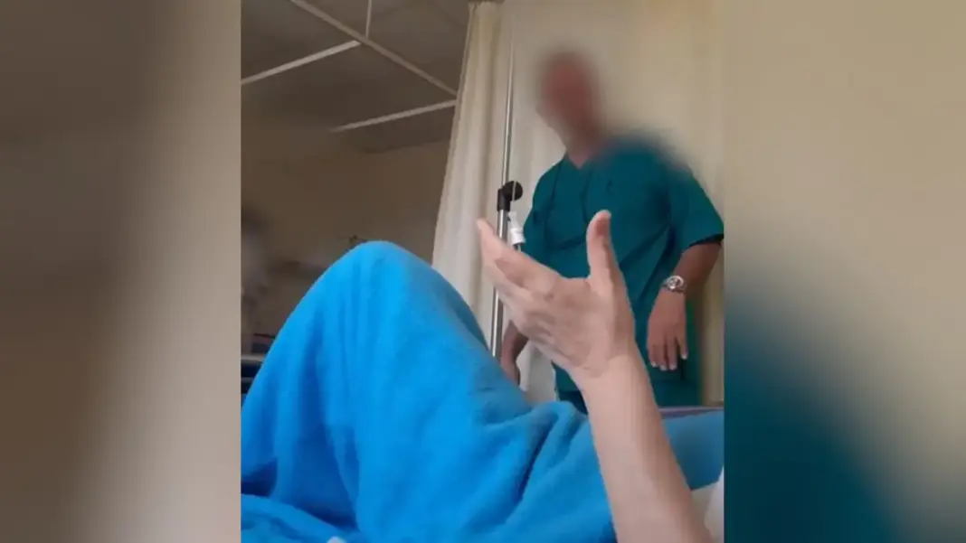Σάλος από βίντεο με γιατρό που ζητάει «φακελάκι» από ασθενή πριν χειρουργηθεί – «100 ευρώ δεν είναι πολλά, θα τα κανονίσουμε» Σάλος από βίντεο με γιατρό που ζητάει «φακελάκι» από ασθενή πριν χειρουργηθεί – «100 ευρώ δεν είναι πολλά, θα τα κανονίσουμε»