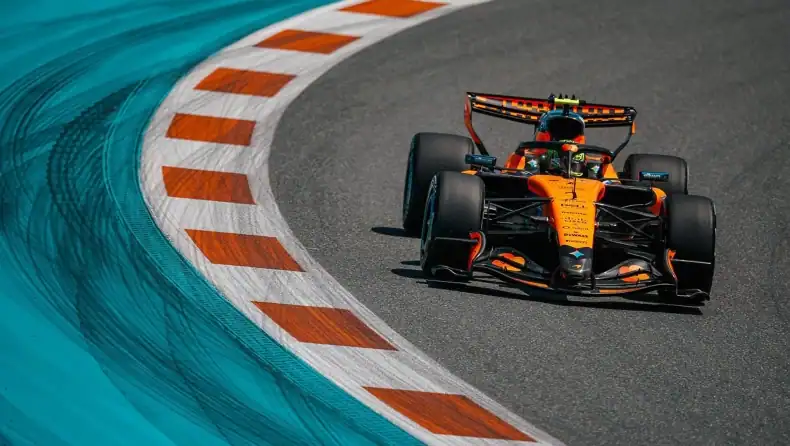 Norris στην pole του Sprint στο Μαϊάμι – Η McLaren επέστρεψε δυναμικά Norris στην pole του Sprint στο Μαϊάμι – Η McLaren επέστρεψε δυναμικά