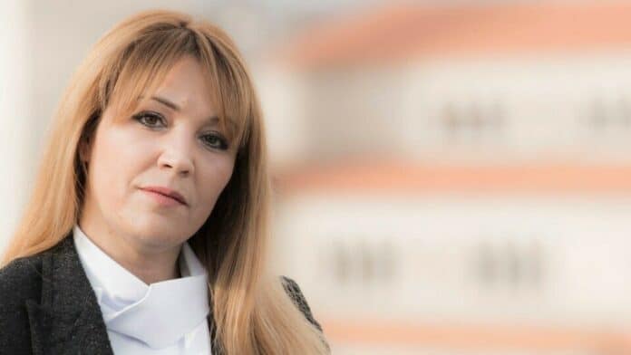 Νάνσυ Καπούλα: Παράλογη η απαγόρευση οικοδομικών εργασιών στη Σκιάθο Νάνσυ Καπούλα: Παράλογη η απαγόρευση οικοδομικών εργασιών στη Σκιάθο