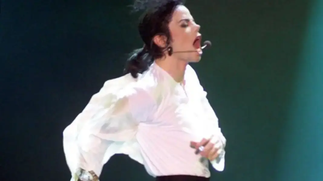 Μάικλ Τζάκσον: Το «Billie Jean» στην κορυφή του Billboard Global 200, 17 χρόνια μετά τον θάνατό του Μάικλ Τζάκσον: Το «Billie Jean» στην κορυφή του Billboard Global 200, 17 χρόνια μετά τον θάνατό του