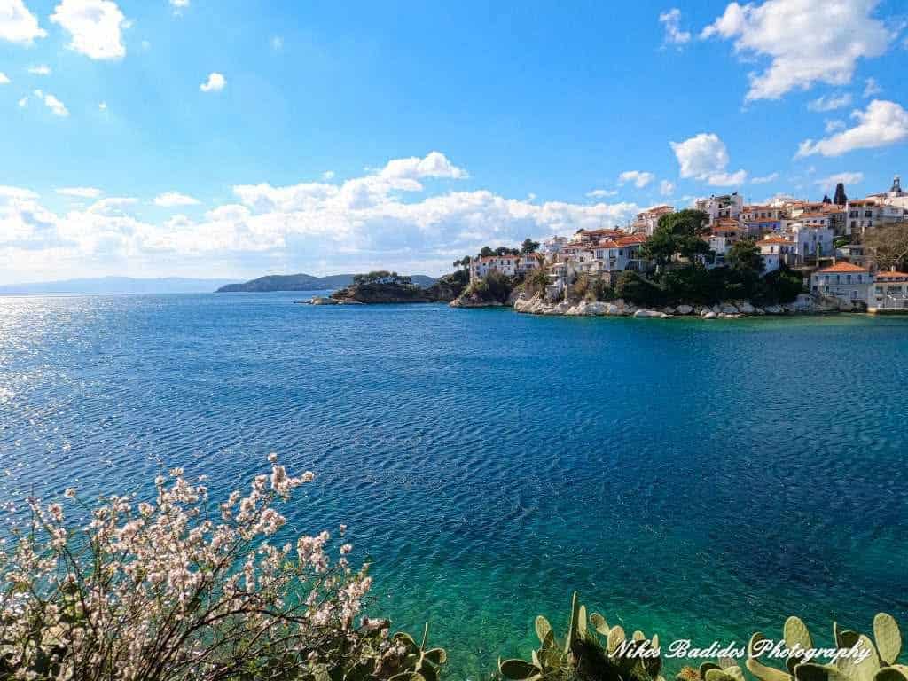 Καλημέρα και καλή εβδομάδα από το Skiathos Voice! Καλημέρα και καλή εβδομάδα από το Skiathos Voice!