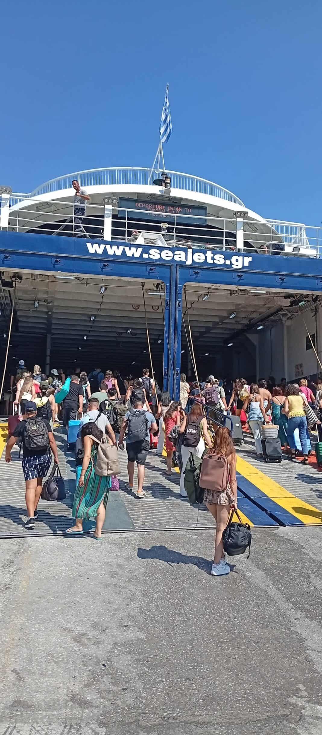 Από 26 Ιουνίου η σύνδεση Θεσσαλονίκης – Σποράδων: Δρομολόγια και τιμές εισιτηρίων Από 26 Ιουνίου η σύνδεση Θεσσαλονίκης – Σποράδων: Δρομολόγια και τιμές εισιτηρίων